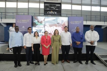 Gobierno distribuye bono navideño a 1.4 millones vía Supérate