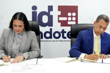 Indotel e Index impulsan inclusión digital para dominicanos en el exterior