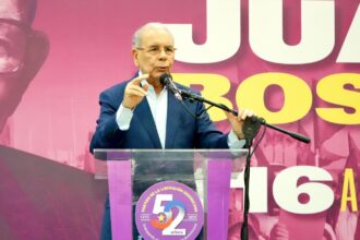 Danilo Medina insta al PLD a fortalecer defensa legal para 2028