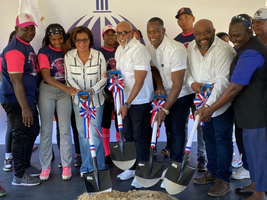 Inician obras de campo de béisbol en Don Juan, Monte Plata