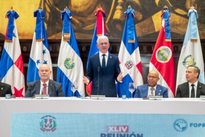 Presidente del Senado llama a unidad ante retos nacionales