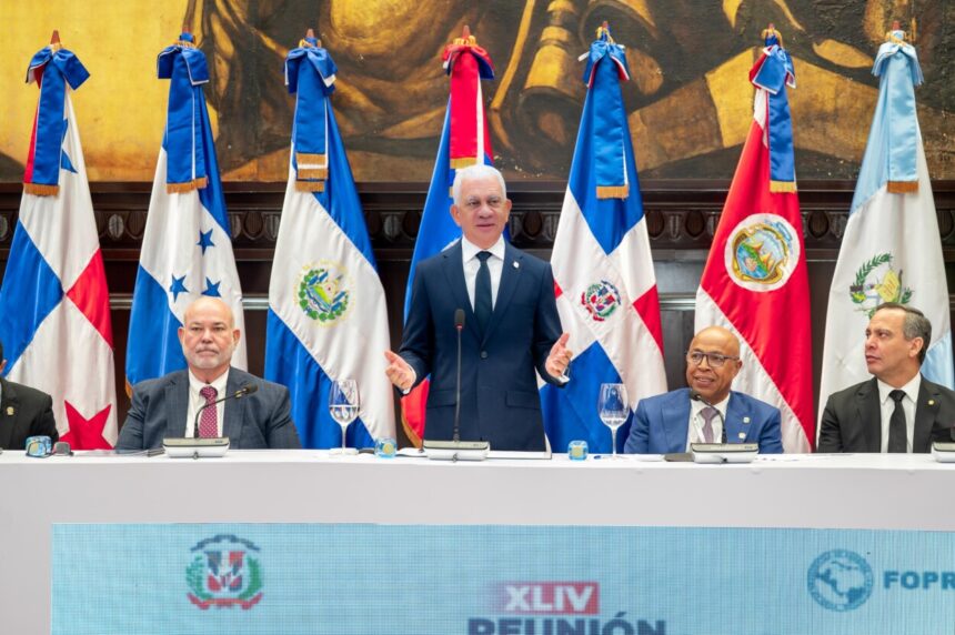 Presidente del Senado llama a unidad ante retos nacionales