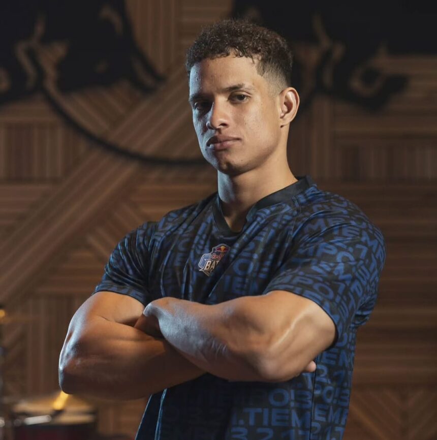 Éxodo Lirical lidera final nacional de Red Bull Batallas RD