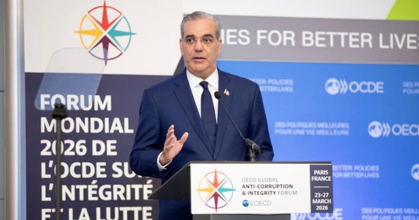 Abinader en París: integridad y transparencia para el desarrollo