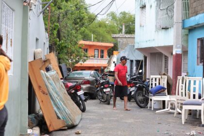 Lluvias intensas causan graves inundaciones en Los Alcarrizos