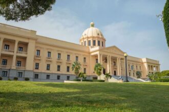 Abinader declara emergencia nacional en seis zonas por vaguada