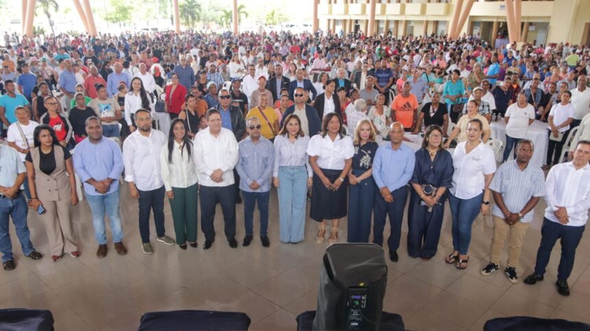 Supérate reúne a 2,000 familias para fortalecer protección social