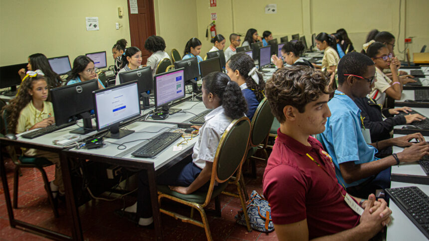 Regional 15 realiza exitosa olimpiada digital de lectura y escritura