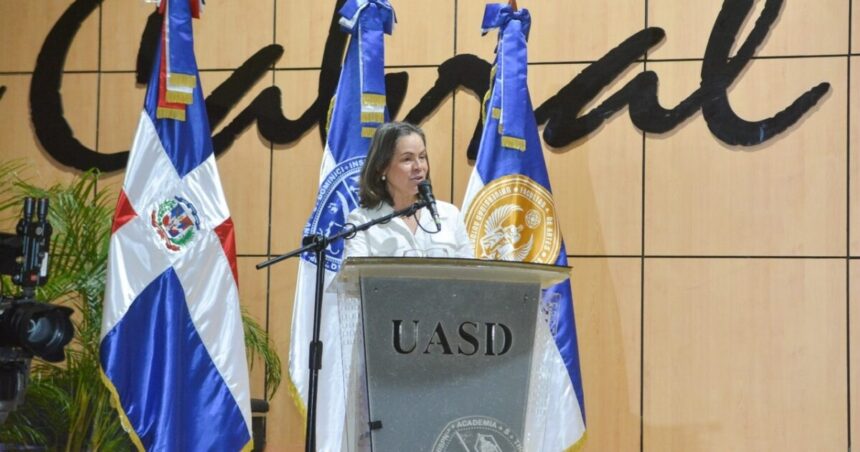 Facultad de Artes UASD destaca avances académicos y culturales