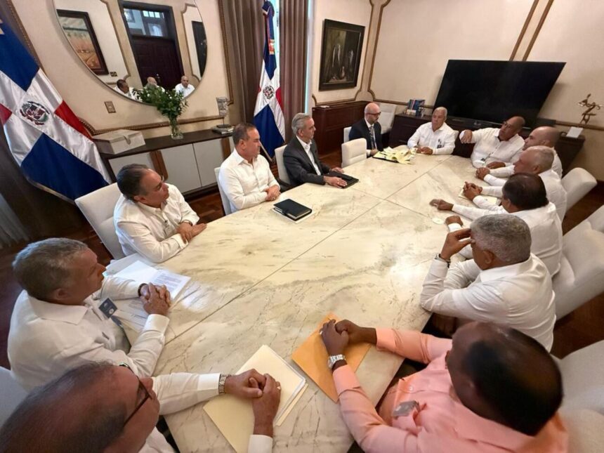 Gobierno impulsa sector arrocero para reforzar seguridad alimentaria