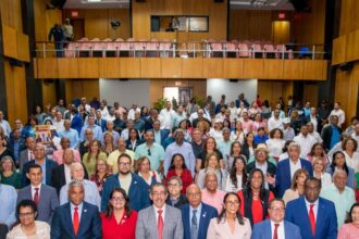 Jorge Asjana promete modernizar la UASD en acto en Nagua