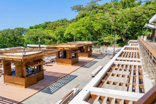 Abinader inaugura nueva plaza en playa Sosúa para turismo sostenible