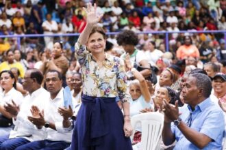 Raquel Peña encabeza apoyo a más de 5,000 madres en Barahona