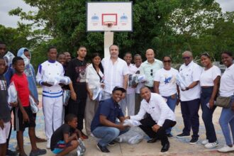 INEFI finaliza semana de entrega de utilería deportiva en escuelas