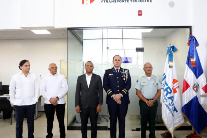 Intrant abre oficina de licencias en Santo Domingo Oeste