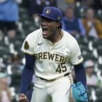 Uribe pide disculpas por gestos; Ohtani abrirá tras golpe