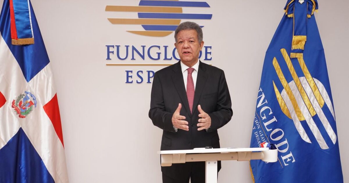 Leonel Fernández refuerza presencia política y académica en Madrid