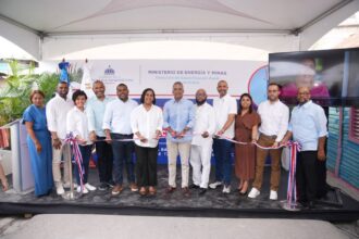 Gobierno invierte RD$48.5 millones en electrificación rural de Bahoruco