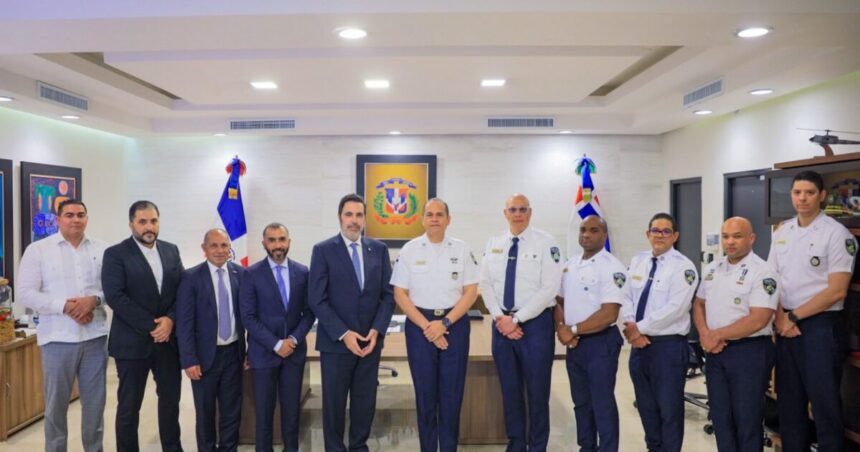Policía Nacional y Emiratos Árabes Unidos negocian cooperación en seguridad