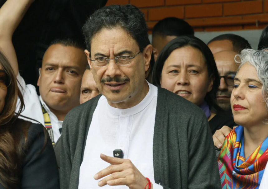 Iván Cepeda anuncia candidatura presidencial para 2026 en Colombia
